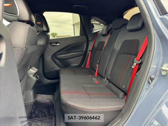 Nissan AURA 2025-03 8740688-17