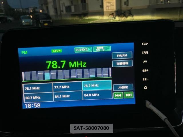 Nissan AURA 2026-05 8740701-14