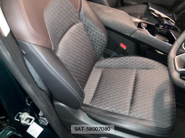 Nissan AURA 2026-05 8740701-18
