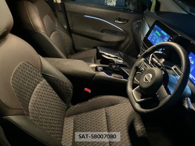 Nissan AURA 2026-05 8740701-19