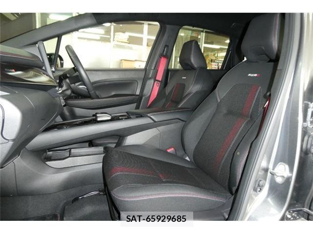 Nissan AURA 2024-01 8740685-6