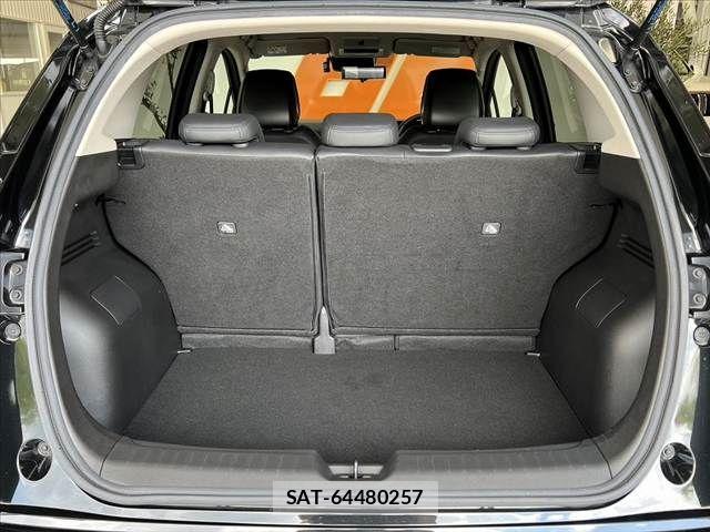 Nissan AURA 2023-09 8740717-19