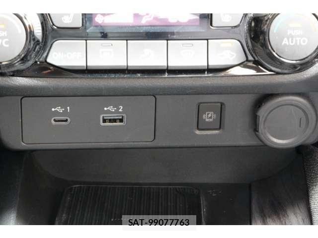 Nissan AURA 2025-04 8740708-14