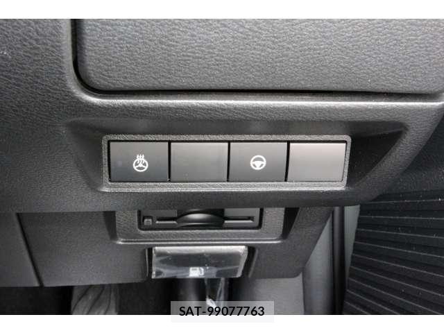 Nissan AURA 2025-04 8740708-18