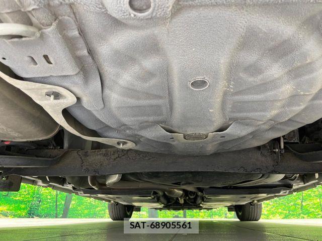 Nissan AURA 2021-11 8740715-18
