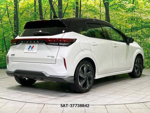 Nissan AURA 2022-02 8740690-16