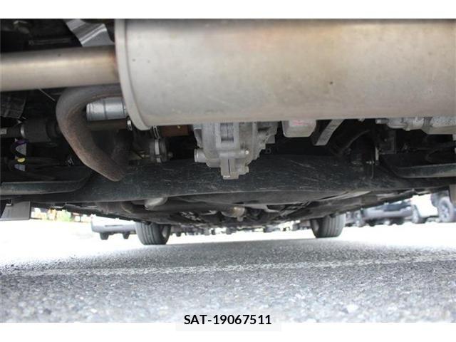 Nissan AURA 2022-04 8740719-16