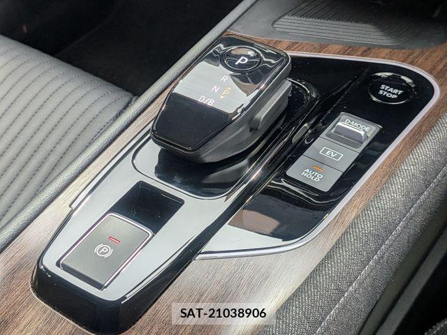 Nissan AURA 2023-08 8740713-19