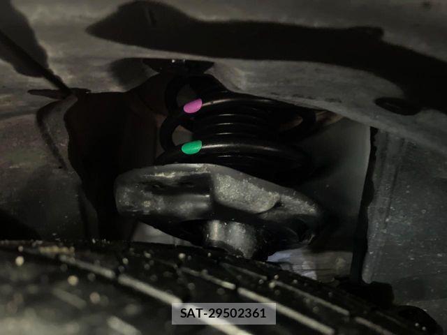 Nissan AURA 2021-06 8740721-17