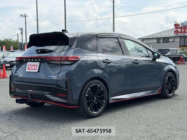 Nissan AURA 2024-09 8779562-4