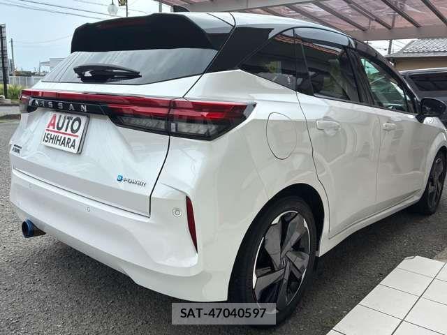 Nissan AURA 2023-01 8795323-5