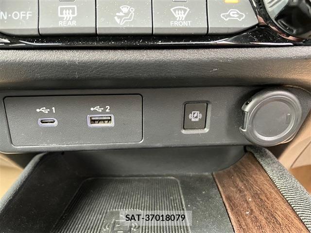 Nissan AURA 2021-12 8795322-10