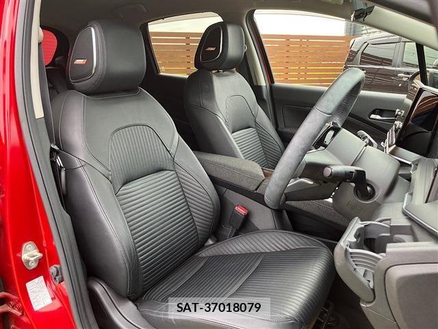 Nissan AURA 2021-12 8795322-17