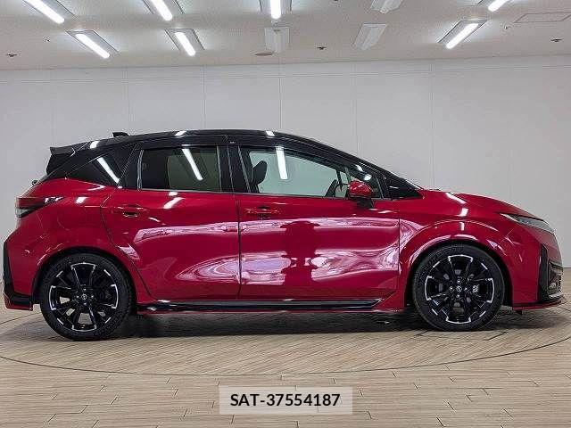 Nissan AURA 2021-12 8795320-17