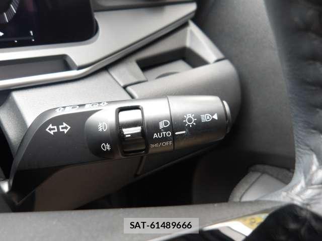 Nissan AURA 2024-03 8827936-9