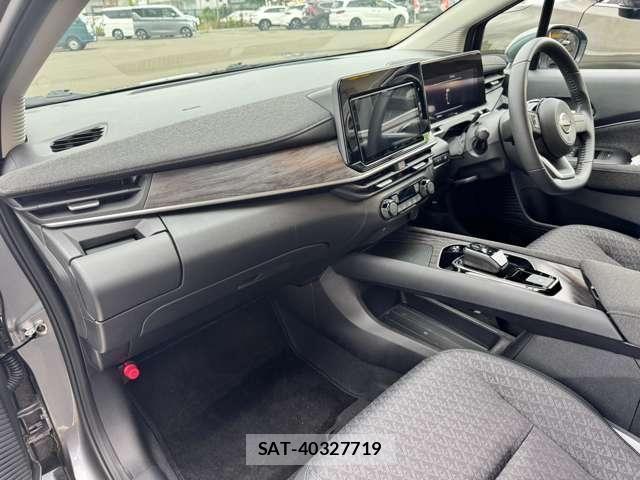 Nissan AURA 2025-09 8827937-25