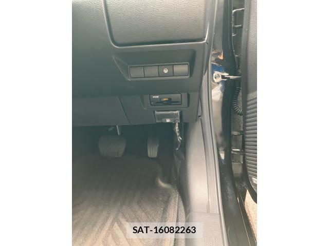 Nissan AURA 2023-02 8827939-8
