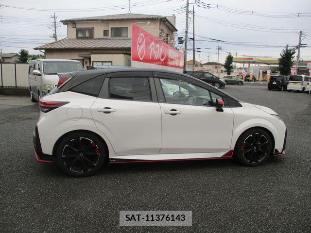 Nissan AURA 2022-06 8848301-8