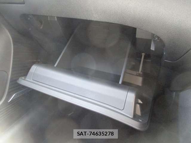 Nissan AURA 2024-03 8848294-15