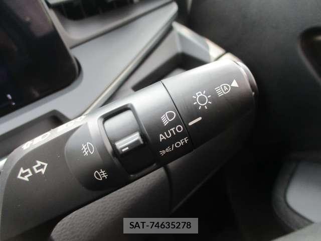 Nissan AURA 2024-03 8848294-5