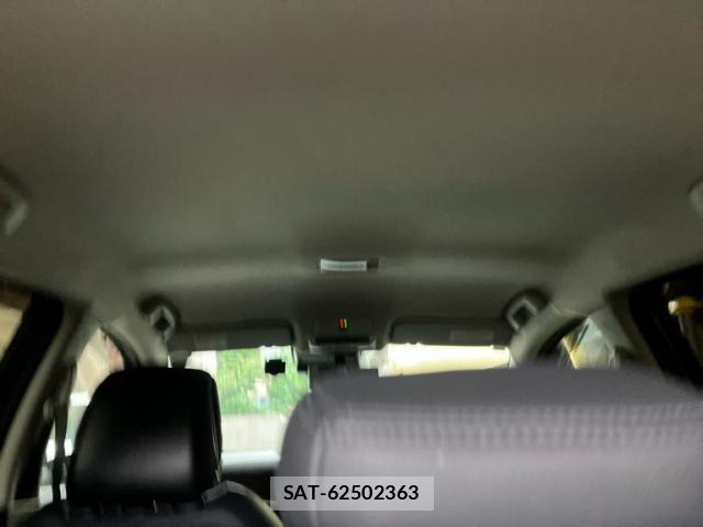Nissan AURA 2023-01 8848303-10