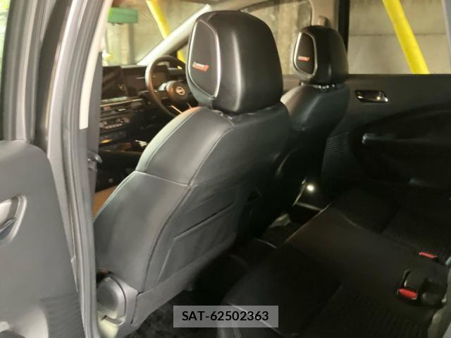 Nissan AURA 2023-01 8848303-12