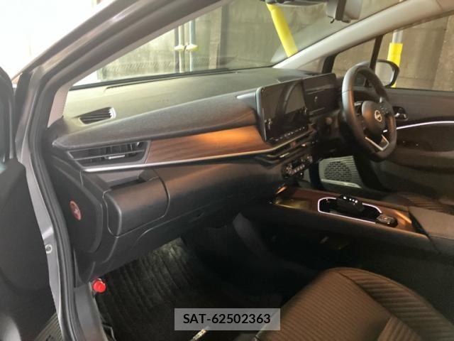 Nissan AURA 2023-01 8848303-13