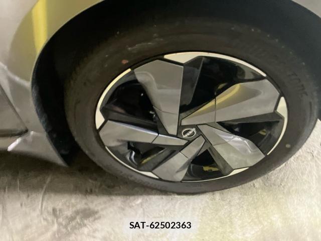 Nissan AURA 2023-01 8848303-4