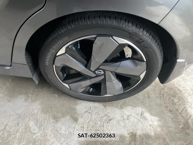 Nissan AURA 2023-01 8848303-5