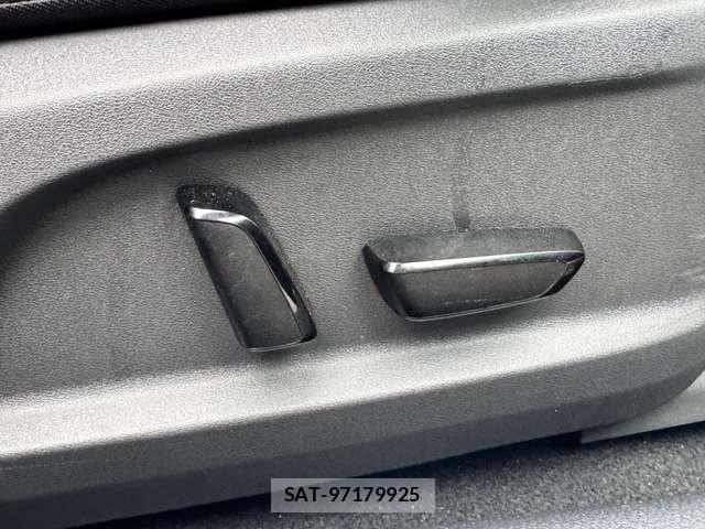 Nissan AURA 2025-09 8848293-12