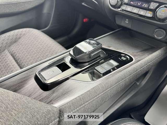 Nissan AURA 2025-09 8848293-8