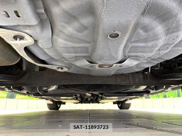 Nissan AURA 2021-09 8848296-18