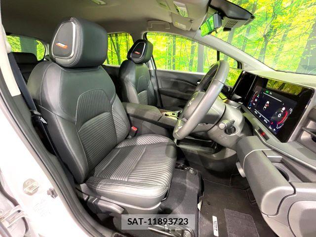 Nissan AURA 2021-09 8848296-7