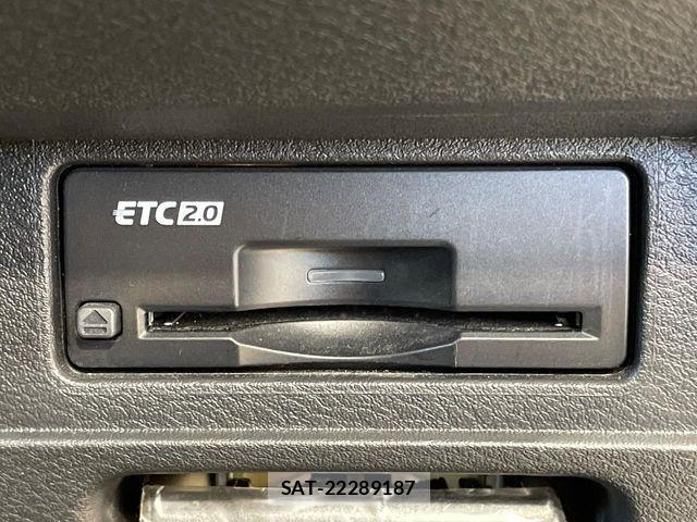 Nissan AURA 2024-08 8848290-7