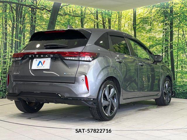 Nissan AURA 2023-09 8848295-17