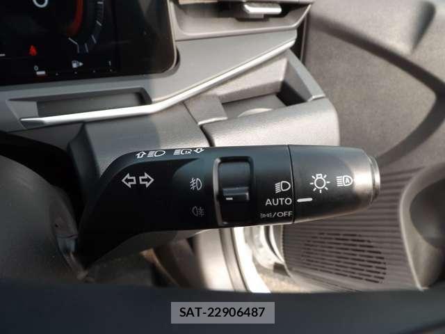 Nissan AURA 2025-09 8848289-8
