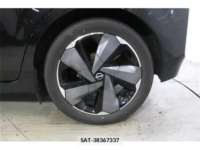Nissan AURA 2021-11 8870471-24