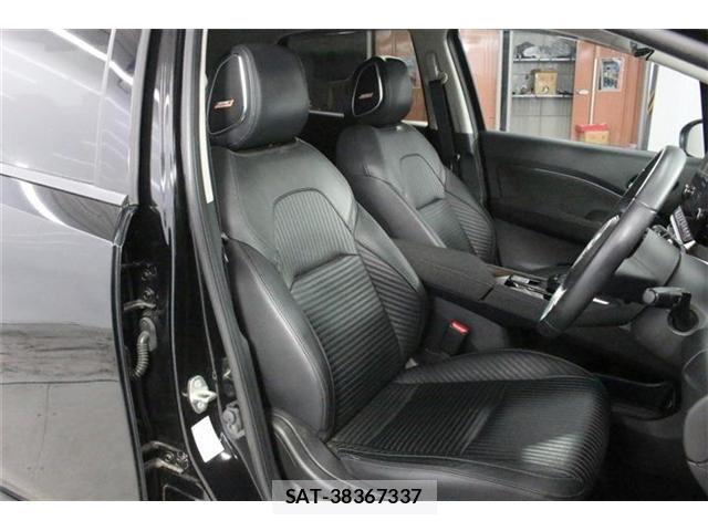Nissan AURA 2021-11 8870471-26