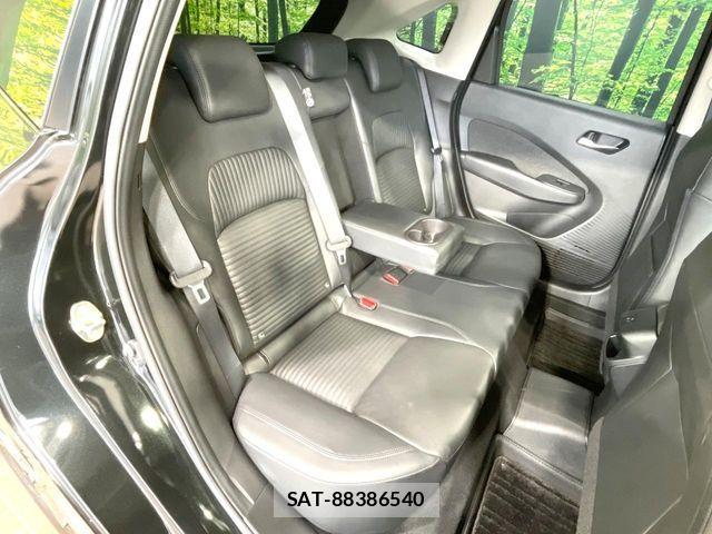 Nissan AURA 2024-07 8870468-8