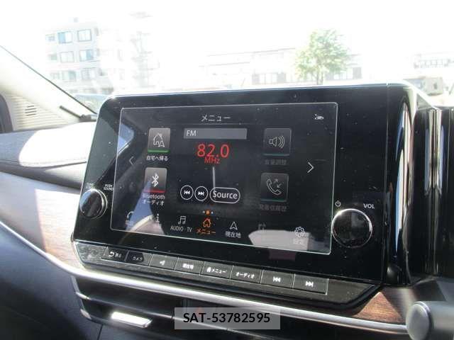 Nissan AURA 2021-10 8870469-8