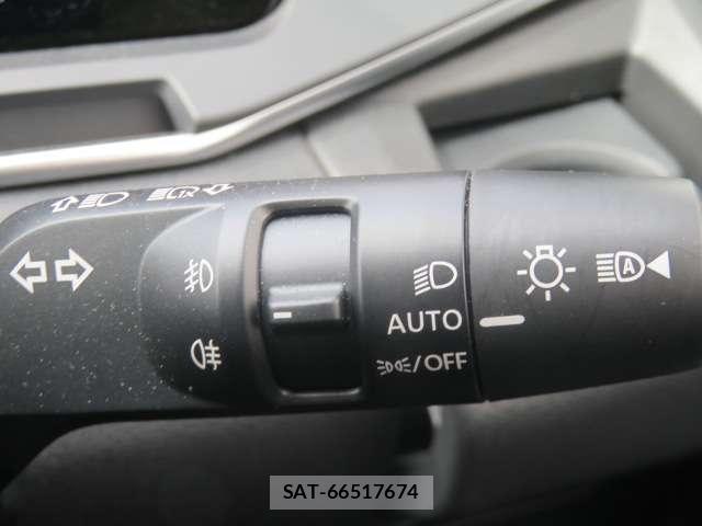 Nissan AURA 2025-09 8878774-13