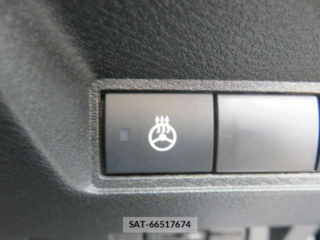 Nissan AURA 2025-09 8878774-15