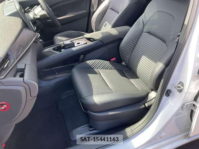 Nissan AURA 2025-09 8878767-15