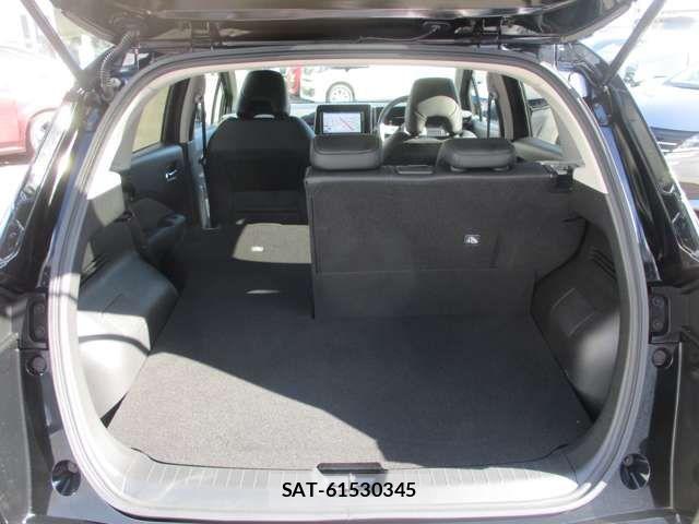 Nissan AURA 2025-09 8878768-19