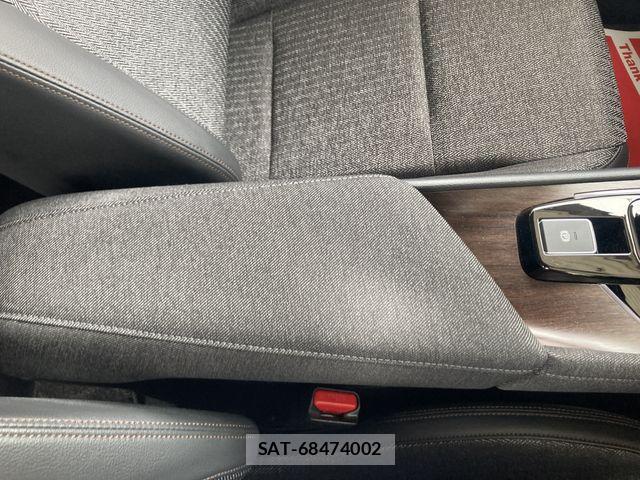 Nissan AURA 2022-01 8878791-23
