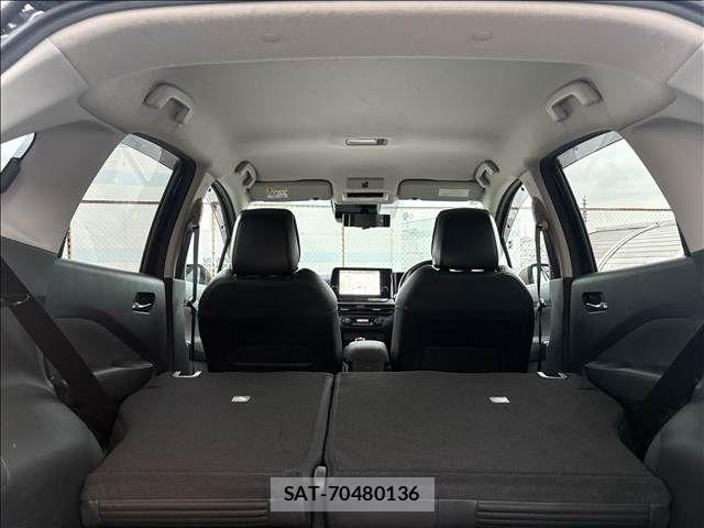Nissan AURA 2023-03 8878789-17