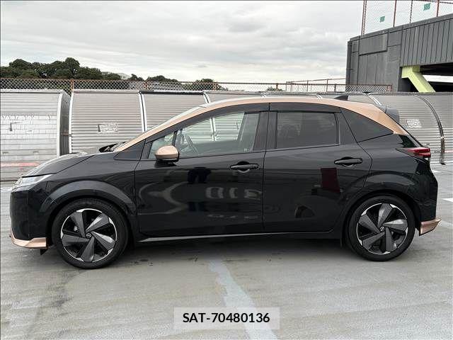 Nissan AURA 2023-03 8878789-26