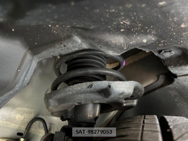 Nissan AURA 2025-04 8878777-19