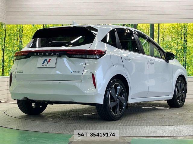 Nissan AURA 2023-11 8878786-16