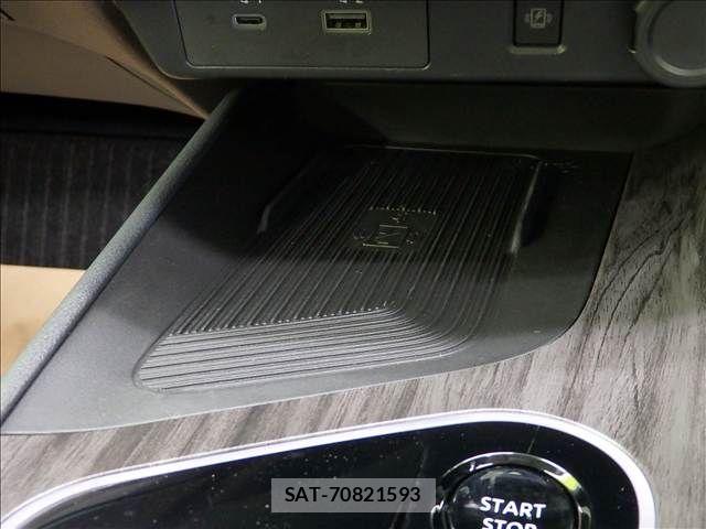 Nissan AURA 2024-09 8878780-15